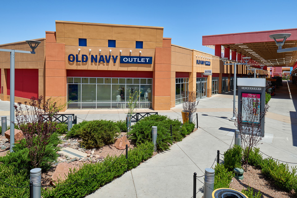 Architectural photography of The Outlet Shoppes at El Paso