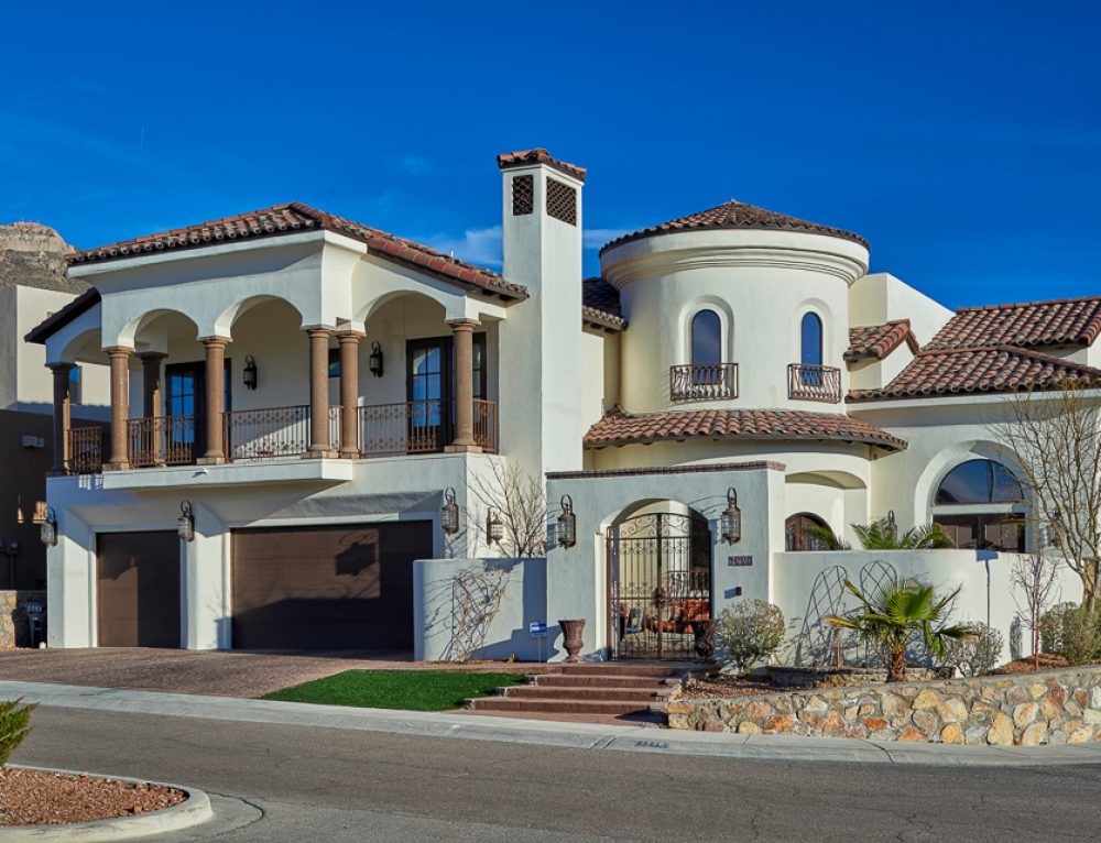 Behind the Scenes of an Interior Real Estate Photography Session in El