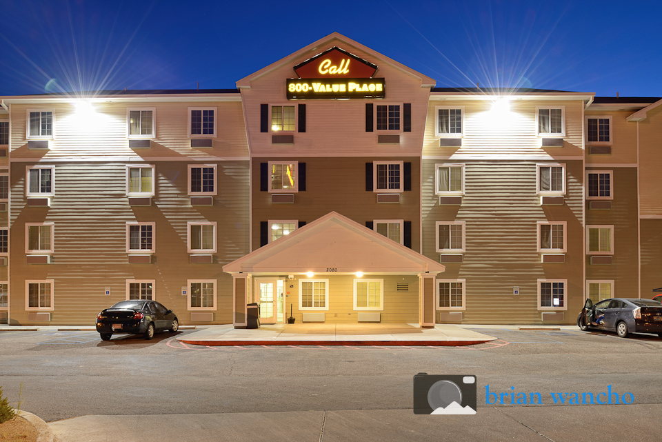 dusk hotel exterior photography